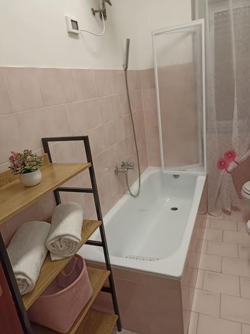 شقة Vittoria House شاكا المظهر الخارجي الصورة