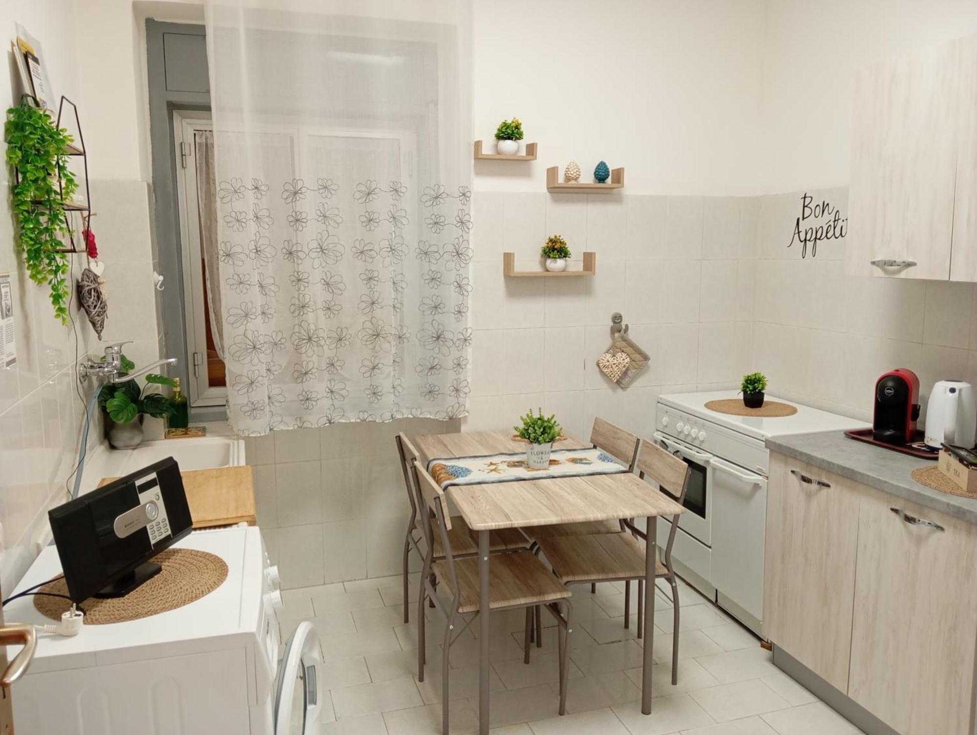 شقة Vittoria House شاكا المظهر الخارجي الصورة